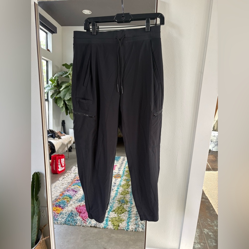 Athleta Black Go Far Travel Cargo Pants